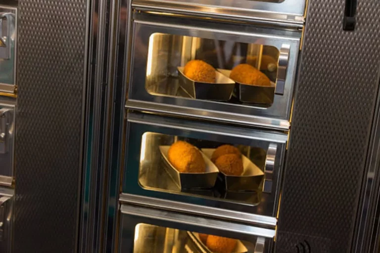 Distributeurs de repas pour entreprise : comment bien choisir son modèle ?